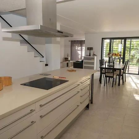 Spacious Duplex With Garden * Sotogrande