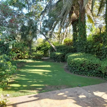 Appartamento Spacious Duplex With Garden Sotogrande