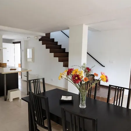 דירה Spacious Duplex With Garden סוטוגרנדה